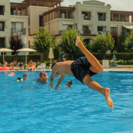 Ośrodek wypoczynkowy Life 4*